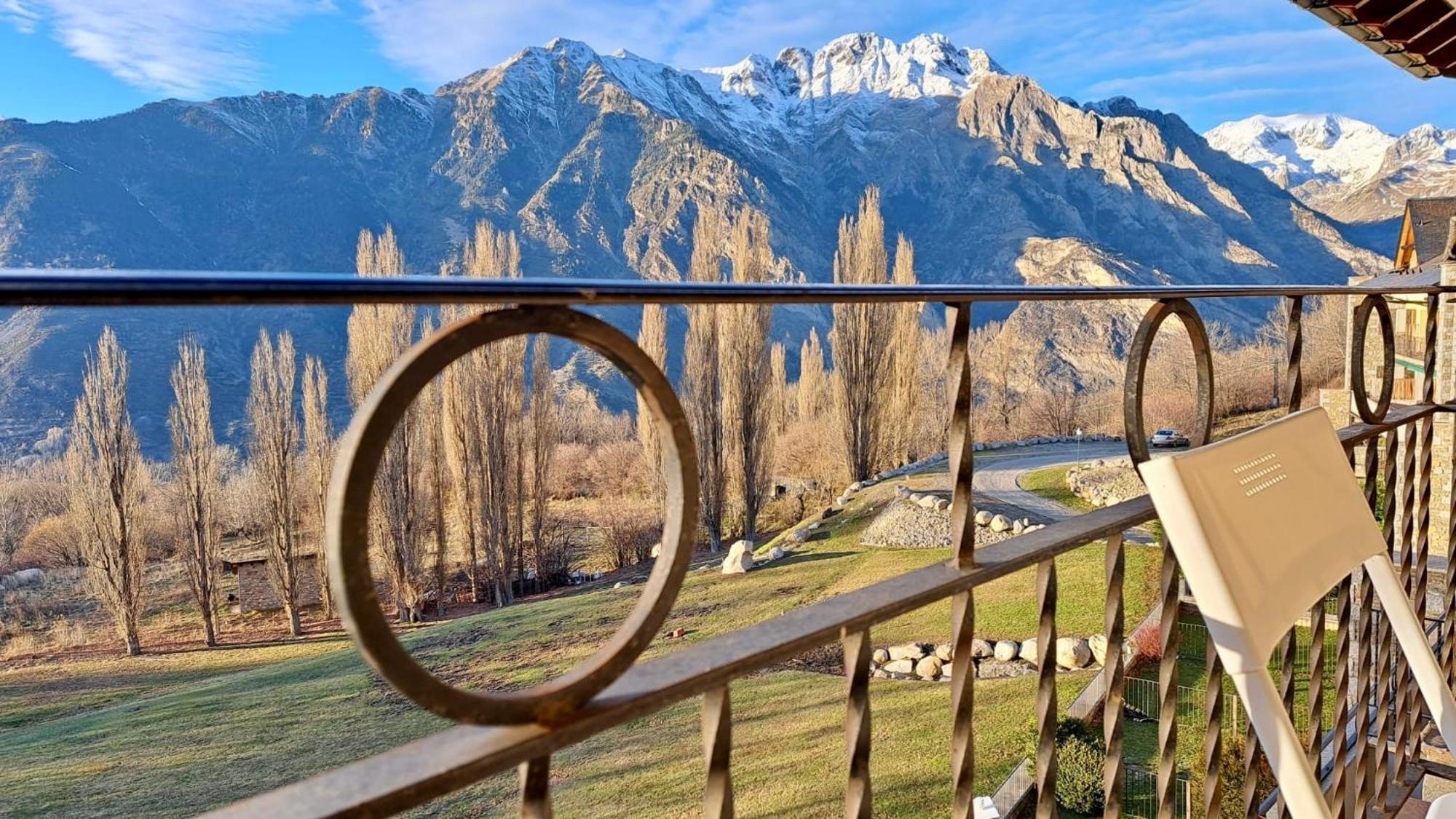 C18 - Alojamiento Mirador De Cerler - Villmor Buitenkant foto